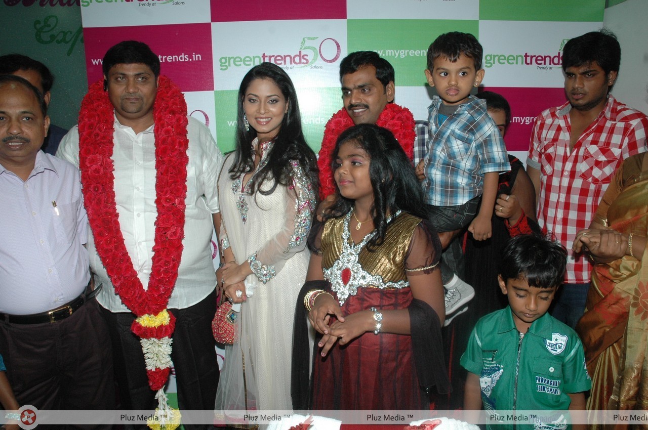 Pooja Inaugurates 50th Green Trends - Pictures | Picture 105813